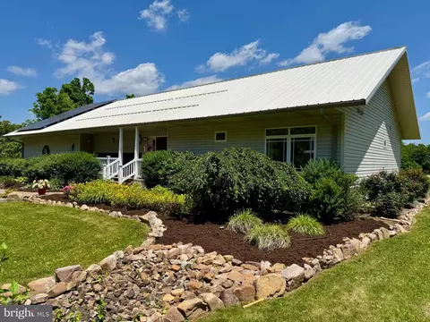 110 June Ln, Howard, PA 16841