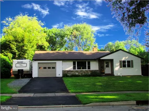 241 Bradley Ave, State College, PA 16801