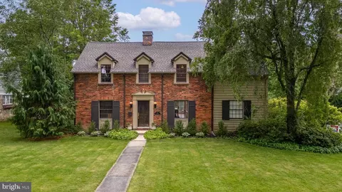 451 E Hamilton Ave, State College, PA 16801
