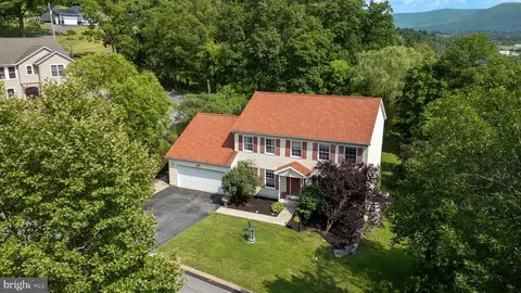 358 Baldwin St, Lemont, PA 16851