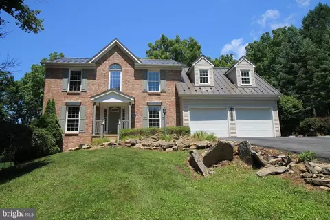 241 Whitehill St, Lemont, PA 16851