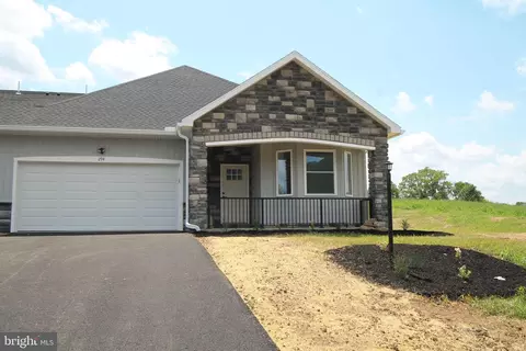 294 Meadow Flower Cir, Bellefonte, PA 16823