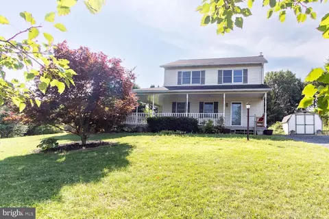 26 Ike Cir, Port Matilda, PA 16870