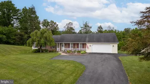 285 Old Fort Rd, Spring Mills, PA 16875