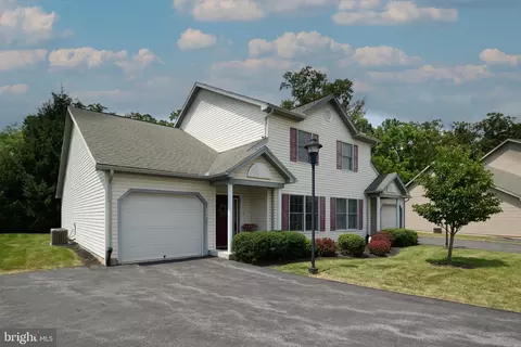 145 Winchester Ct, State College, PA 16801