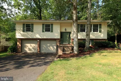 622 Old Farm Ln, State College, PA 16803