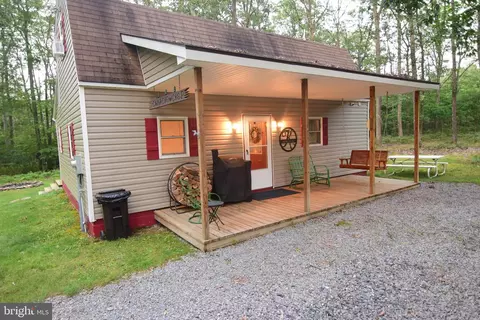 529 Lucas Ridge Rd, Moshannon, PA 16859
