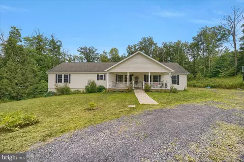 307 N 7th St, Snow Shoe, PA 16874