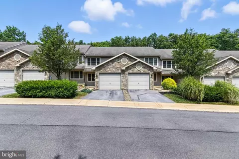 662 E Oakwood Ave, State College, PA 16803