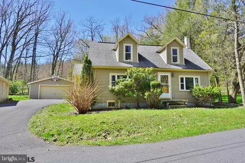 111 Water St, Centre Hall, PA 16828