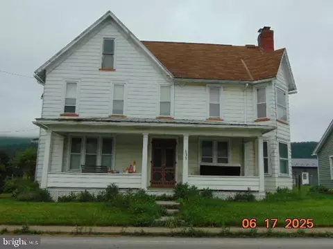 131 W Main St, Rebersburg, PA 16872