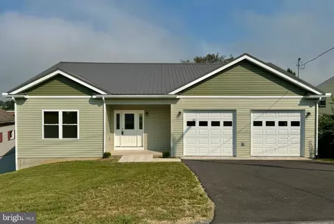 531 E High St, Bellefonte, PA 16823