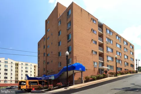 131 Sowers St #D8, State College, PA 16801