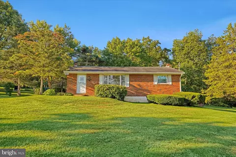 147 Ross St, Pennsylvania Furnace, PA 16865