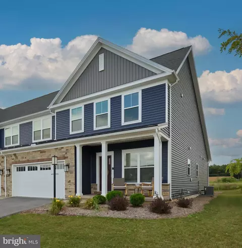 175 Aeropointe Ln, State College, PA 16803