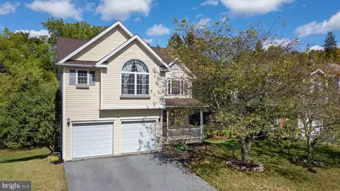 861 Willard St, State College, PA 16803