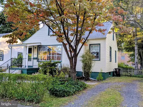 1008 Old Boalsburg Rd, State College, PA 16801