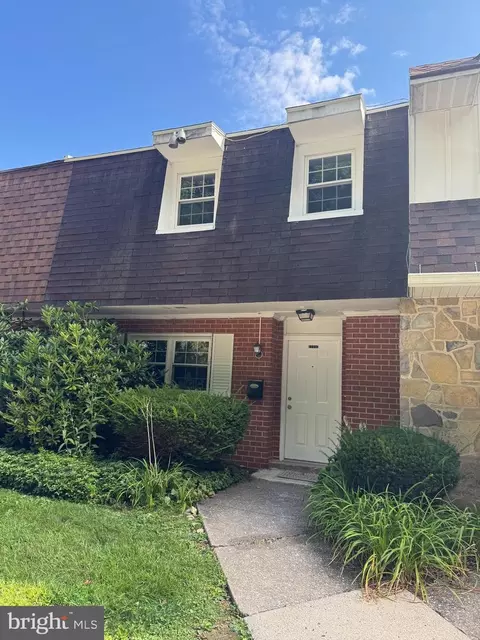 1121 W Aaron Dr #C, State College, PA 16803