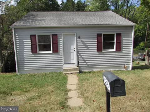 418 Pike St, State College, PA 16801