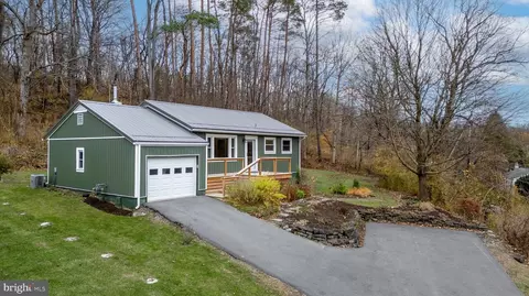419 Pike St, State College, PA 16801