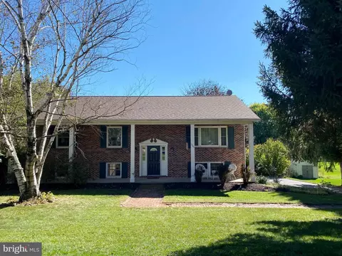 1249 Blue Spruce Dr, Bellefonte, PA 16823