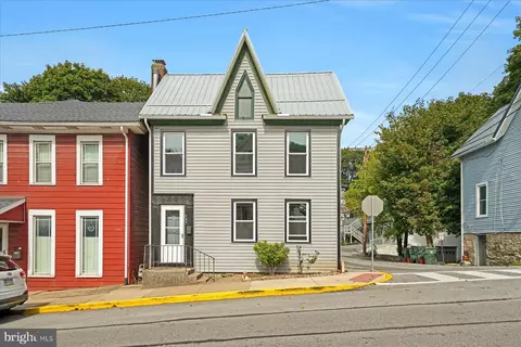 237 E Bishop St, Bellefonte, PA 16823