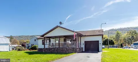 1340 Railroad Ave, Julian, PA 16844