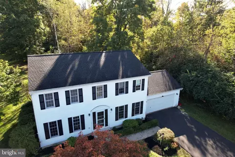122 Willow Bend Dr, Bellefonte, PA 16823