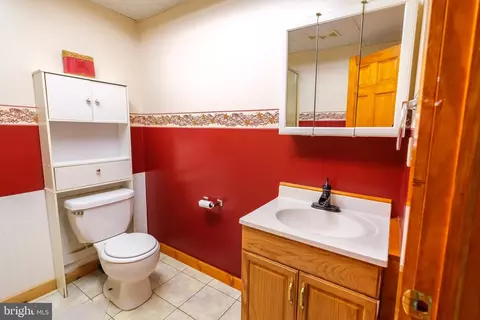 Bath - 302 Railroad St, Blanchard, PA 16826 photo 6 of 7