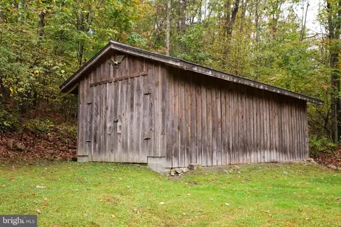 Exterior - 302 Railroad St, Blanchard, PA 16826 photo 2 of 5