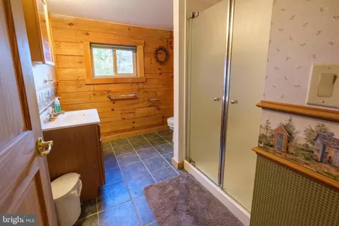 Bath - 302 Railroad St, Blanchard, PA 16826 photo 1 of 7