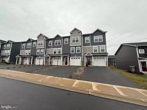111 Veery Way, Port Matilda, PA 16870