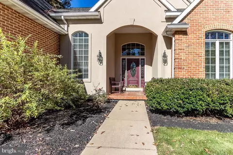 2251 Red Oak Ln, State College, PA 16803