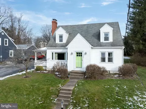 173 Hillview Ave, State College, PA 16801
