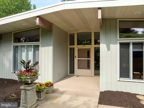 729 Outer Dr, State College, PA 16801 photo 4