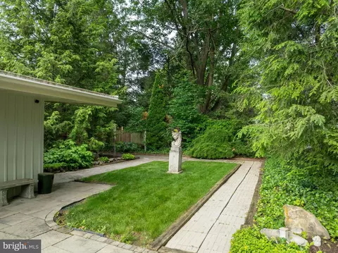 729 Outer Dr, State College, PA 16801 photo 18