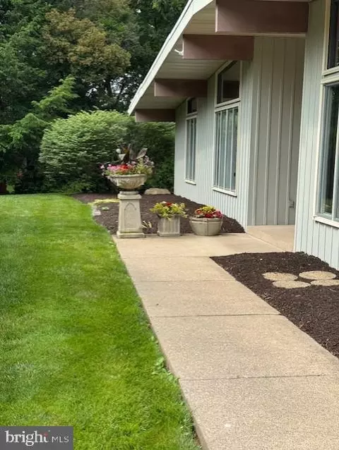729 Outer Dr, State College, PA 16801 photo 48