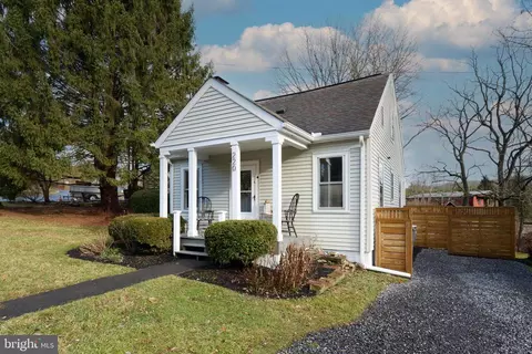 220 Shady Dr, State College, PA 16801