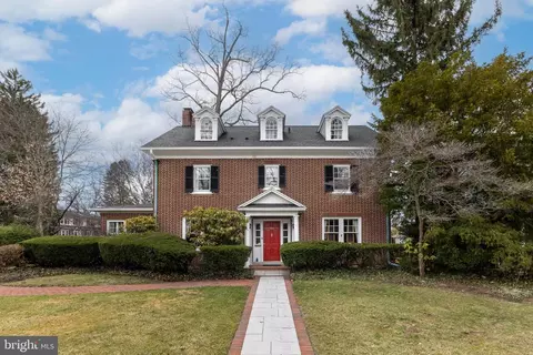 305 E Hamilton Ave, State College, PA 16801