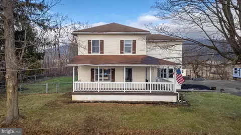 254 E Main St, Millheim, PA 16854