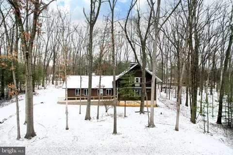 637 Crandall Dr, State College, PA 16803