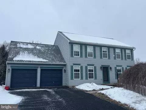 2079 Pine Cliff Rd, State College, PA 16801