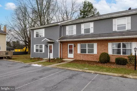 1918 Weaver St #5, State College, PA 16803