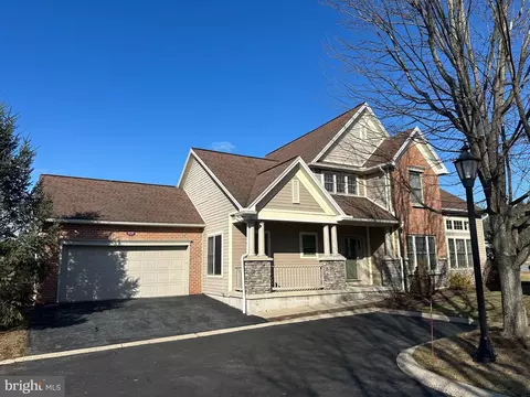 108 Seaton Dr, State College, PA 16801