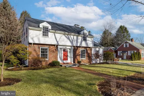 631 Fairway Rd, State College, PA 16803