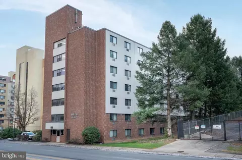 616 E College Ave #102, State College, PA 16801