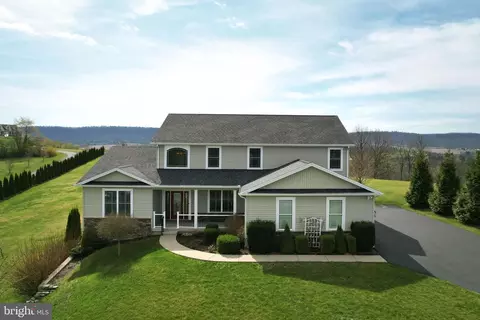 218 Pepper Ridge Dr, Spring Mills, PA 16875
