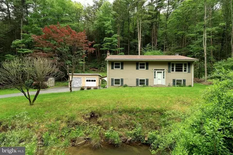 904 Moose Run Rd, Bellefonte, PA 16823