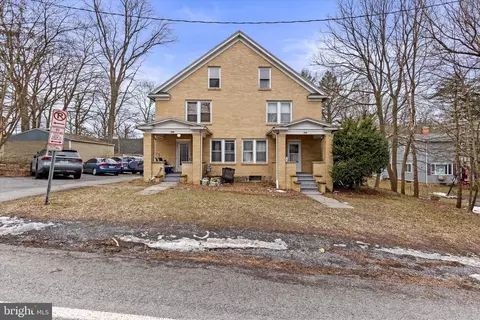 824 Elmwood St, State College, PA 16801