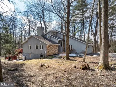 50 Toms Ln, Port Matilda, PA 16870